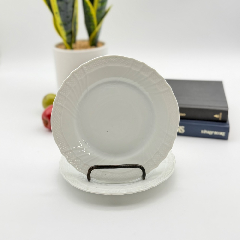 Richard Ginori Bianco Pattern White Scalloped Bread Plates Set of 2 Italy 6.75"